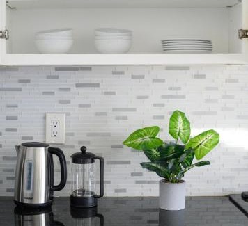 Little Ferry Apartamento | 20 min to NYC, Newly Renovated, Private Driveway