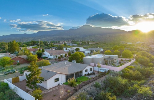 Clarkdale Casa | 20 min to Sedona / Hot Tub Views!