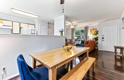 Savannah Casa | 20 Mins from the Airport- Sunny Soling Hideaway