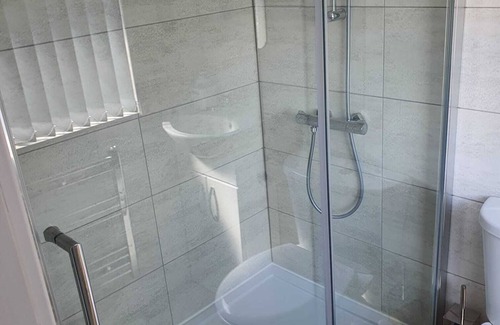 Yeading Apartamento | 20 mins Heathrow,15 mins Elizabeth line, 20 mins Wembley, 25 mins Central London