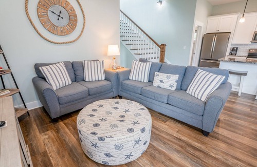 Magnolia Bluffs Casa | 30% OFF Summer! Quiet, Bayfront Seclusion, Dogs Welcome!