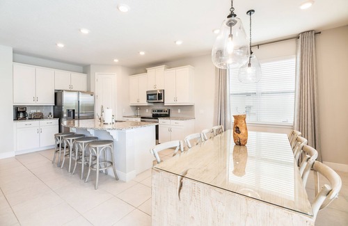 Florida Central Atlantic Coast Villa | 20% OFF / Modern Sunset Villa / 5BR with 2 EN-SUITE / Private Pool & Spa