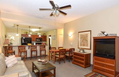 National Gardens Apartamento | 20% off Ormond Retreat, Harley Davidson fans, Pool