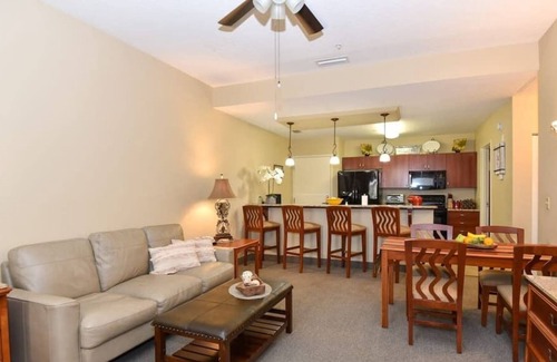 National Gardens Apartamento | 20% off Ormond Retreat, Harley Davidson fans, Pool