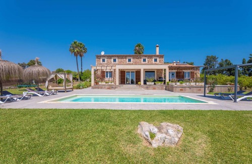Manacor Casa | 200 m² Casa ∙ 4 habitaciones ∙ 6 huéspedes