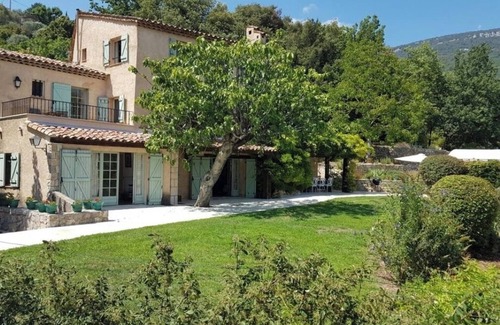 Bargemon Villa | 200 year old dream house with stunning views, pool, tennis court near Bargemon