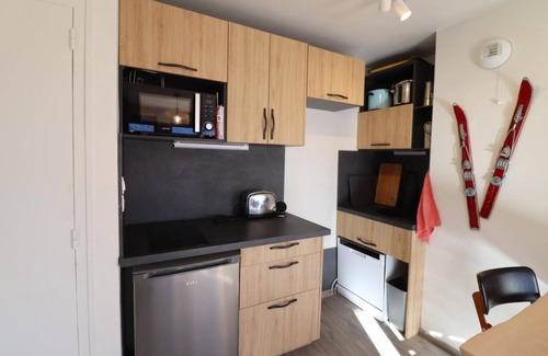 Les Almes Apartamento | 200m del centro estación, 4.o piso, balcón, tv, local para esquís, 33m², Tignes