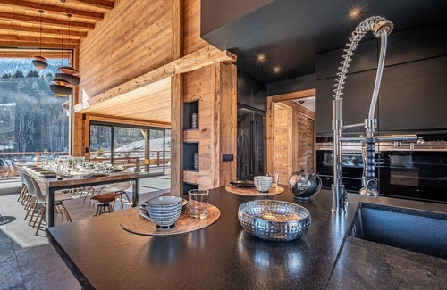 Les Houches Chalet De Esquí | Chalet de lujo al pie de las pistas para 14 personas.