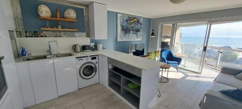 West Beach Apartamento | 201 Coral Island, 88 Coral Road, Bloubergstrand