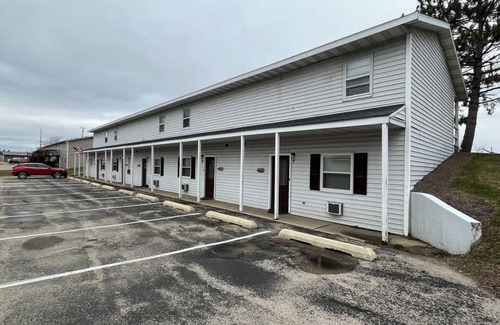Tomah Apartamento | 201 E Veterans St Apt F by Patriot Properties