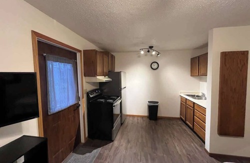 Tomah Apartamento | 201 E Veterans St Apt J by Patriot Properties