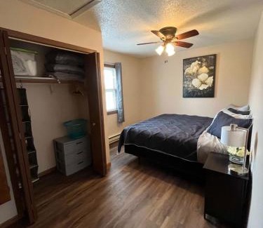 Tomah Apartamento | 201 E Veterans Street Apt B