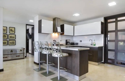 El Castillo Apartamento | 201 El Poblado! Huge terrace & beautiful view