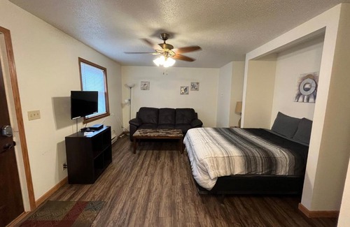 Tomah Apartamento | 201-I E Veterans St by Patriot Properties