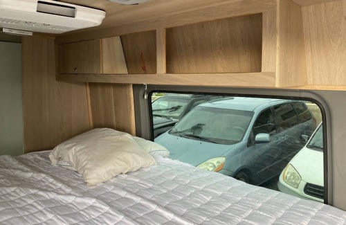Kahului Casa | 2012 Mercedes-Benz Sprinter custom build-California cama queen Ducha e inodoro