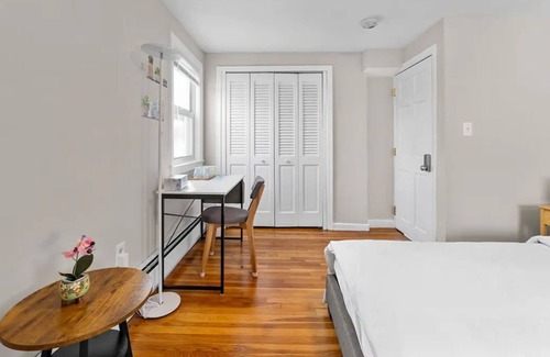 Piety Corner Casa | #202 Waltham Shared House by Zen Living