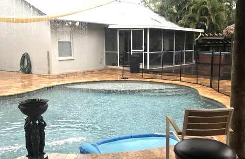 Hunt Club Casa | 2020 Travel Trailer with 1 queen bedroom & a king or 2 twins & pool