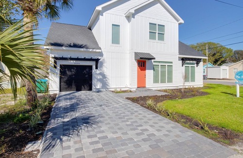 Laguna Beach Estates Casa | 20206 First Ave by Blue Swell