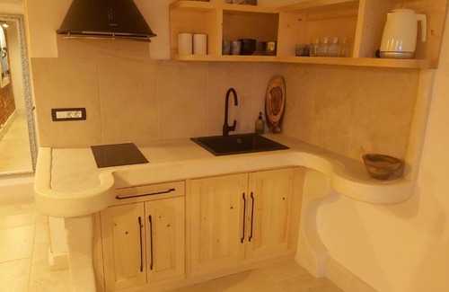 Preko Apartamento | 2022 RENOVATED apartment on the beach
