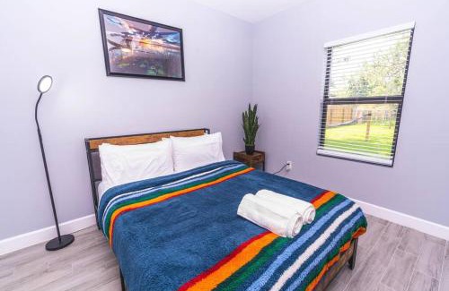 Jupiter Casa | 2023 Built! FineArt, Putt-Putt, Hammock, Backyard, Pet and Kid friendly