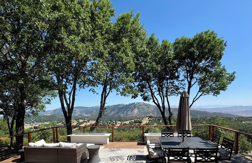Julian Cabaña | "2025 Best Retreat Center in San Diego County"