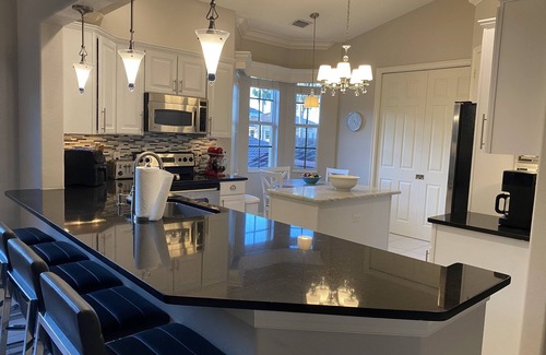 Miromar Lakes Condominio | 2025 Luxury 4BR Getaway at Miromar Lakes – Steps to Beaches, Pools & Pickleball!