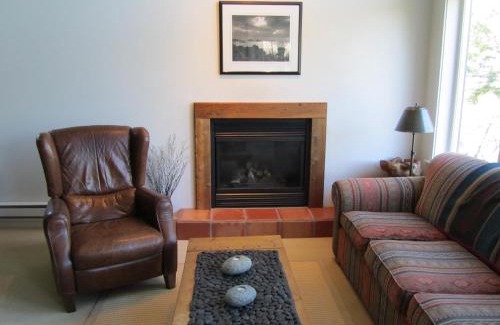 Ucluelet Apartamento | 203 at Water's Edge