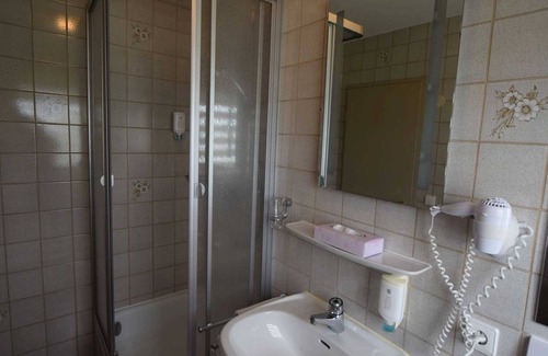 Sielmingen Apartamento | 204 habitaciones individuales - Hotel Alena