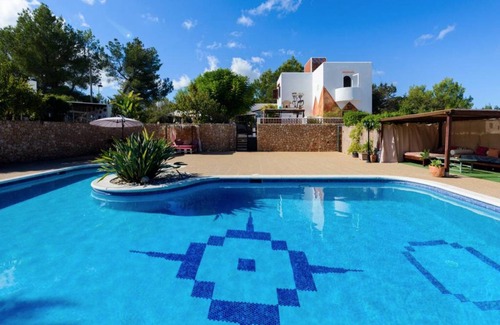 San Antonio Bay Villa | 205 m² Villa ∙ 5 habitaciones ∙ 10 personas