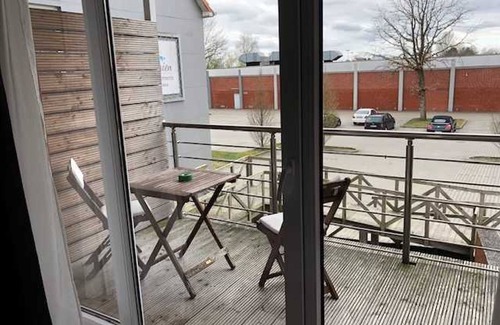 Rhauderfehn Apartamento | 208, primer piso, balcón - Apartmenthaus Fehnferien, 95100