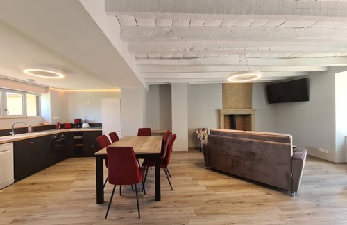 Le Magny Casa | 208 m² Casa ∙ 8 habitaciones ∙ 20 personas