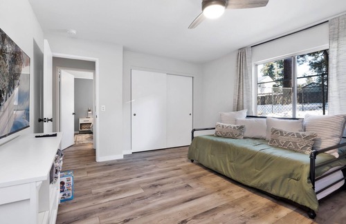 Fox Farm Chalet De Esquí | 2087- Wildwood Lodge 3 Bedroom Home by RedAwning