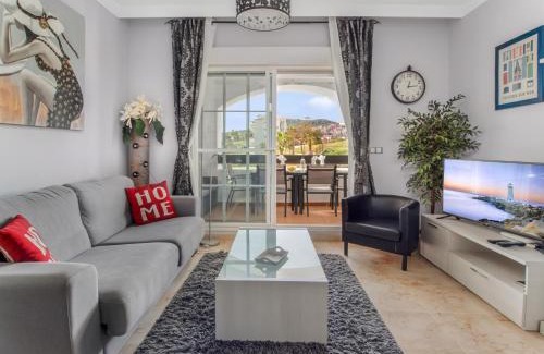 San Luis de Sabinillas Apartamento | 2091- Apt close from all amenities
