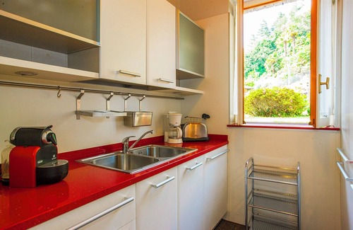 Cannobio Apartamento | 2½-room apartment with terrace, garden and beautiful lake view