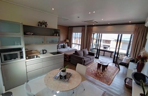 Knysna Central Apartamento | 210 Gallery Luxury Studio Apartment