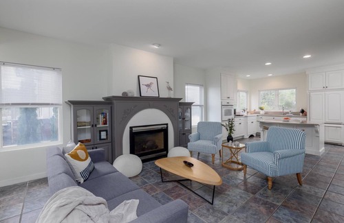 Cape May Point Casa | 214 Alexander Avenue in Cape May Point