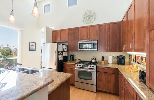Avila Beach Casa | 215 San Miguel 2 Bedroom Townhouse by Redawning