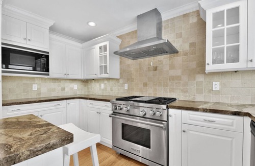 Imperial Point Casa | 2152 Managed By Brampton Park