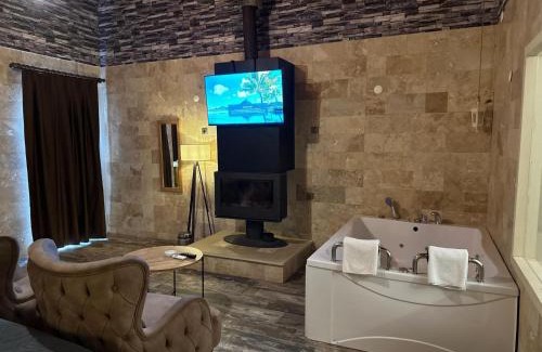 Agva Hotel | 216 North Hotel