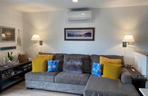 Avalon Casa | 217W 217 Whittley Ave