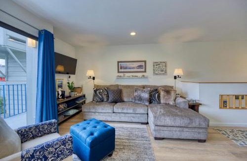 Avalon Casa | 217W 217 Whittley Ave