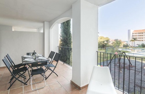 Puerto de la Duquesa Apartamento | 2187-Lovely 2bedrooms with pool and playground