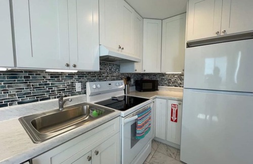 Bolongo Bay Condominio | 22-12 Sea Cliff · Ocean Serenity! Directly on the Water @Sea Cliff!