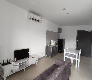 Downtown George Town Apartamento | 22 Macalisterz 2025 Georgetown Premium 顶楼无边泳池