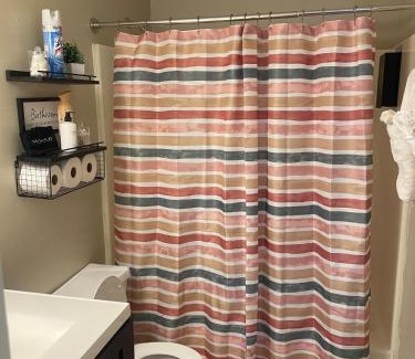 Brent Apartamento | 22 min to Beach-2 bd room-Self check in -sleep 6-BBQ-WD