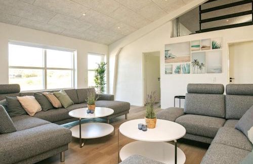 Grønhøj Casa | 22 person holiday home in Løkken-By Traum