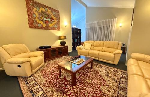 Daglish Casa | 22 Secluded Sanctuary Near The City