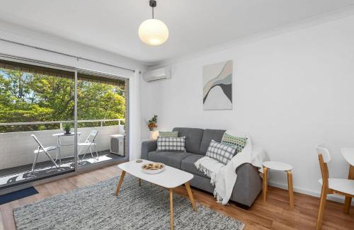 Subiaco Apartamento | 22 Superb Subiaco Apt For Couplesparkng