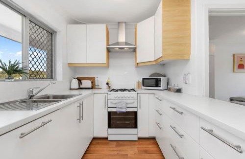 Subiaco Apartamento | 22 Superb Subiaco Apt For Couplesparkng