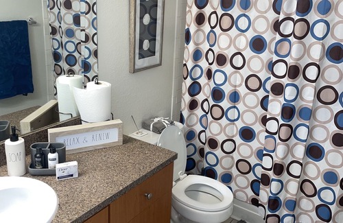 Margate Condominio | ❄'22 Tuesdays!❄ $122 EVERY TUESDAY in 2022🎁 1Bdr Condo W/ Sun area g Bathroom